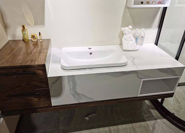 巖板衛(wèi)浴臺(tái)面